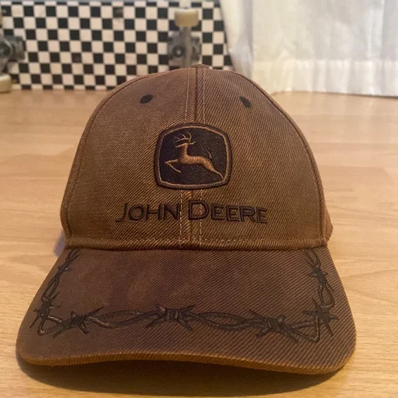 John Deere Coutry Cap Oilskin Look Patch Barbed Wire … - Gem